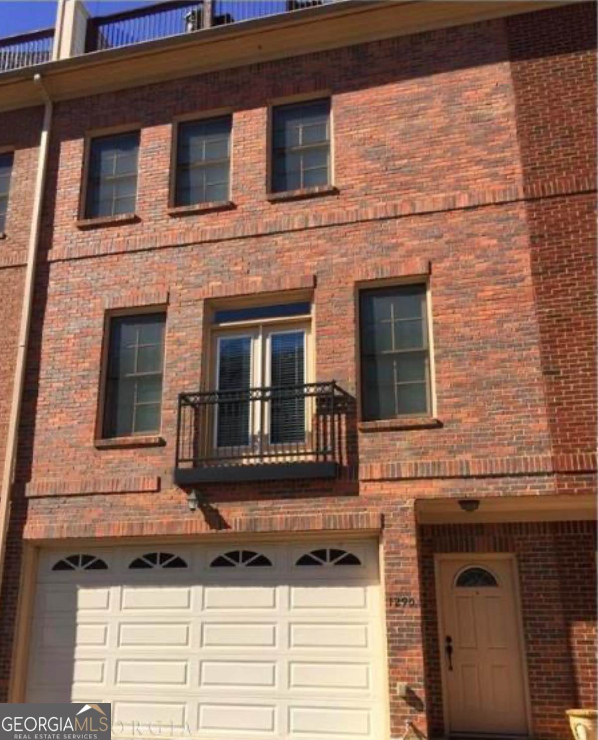 1290 Dahlgren Lane - Photo 1