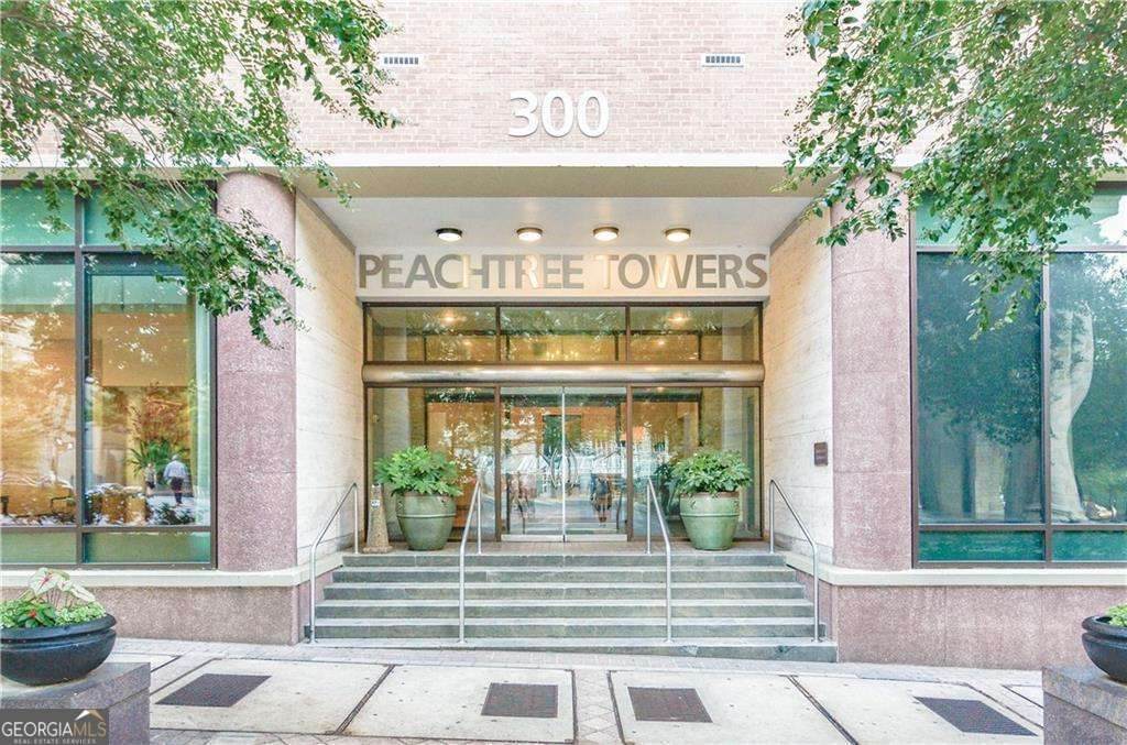 300 Peachtree Street - Photo 1
