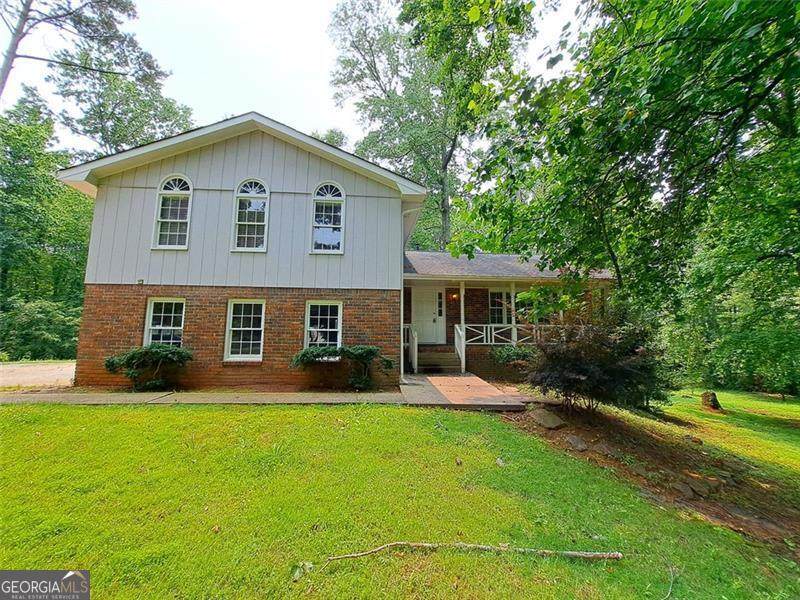844 Chandler Drive - Photo 1