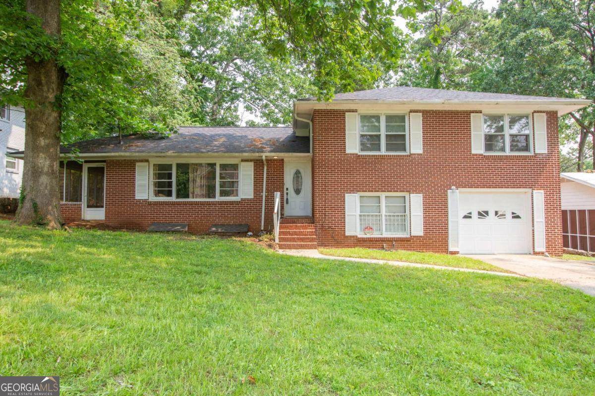 1558 Boulderwoods Drive - Photo 1