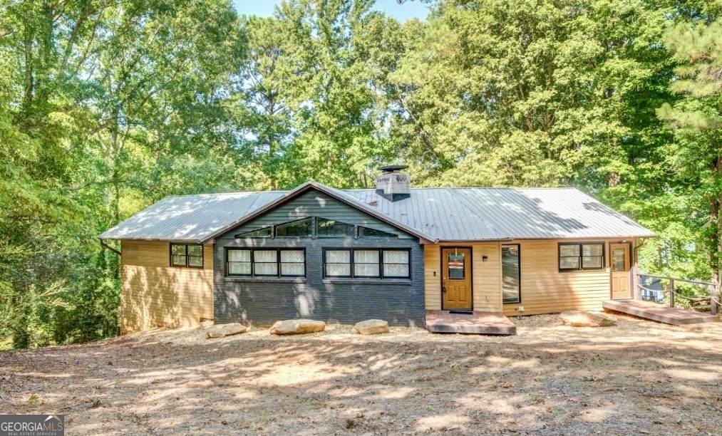 1019 Whippoorwill Road - Photo 1
