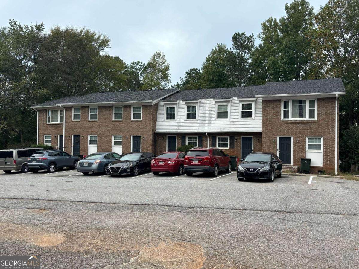180 Chalfont Lane - Photo 1