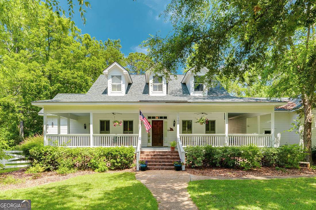 100 Cambridge Drive - Photo 1