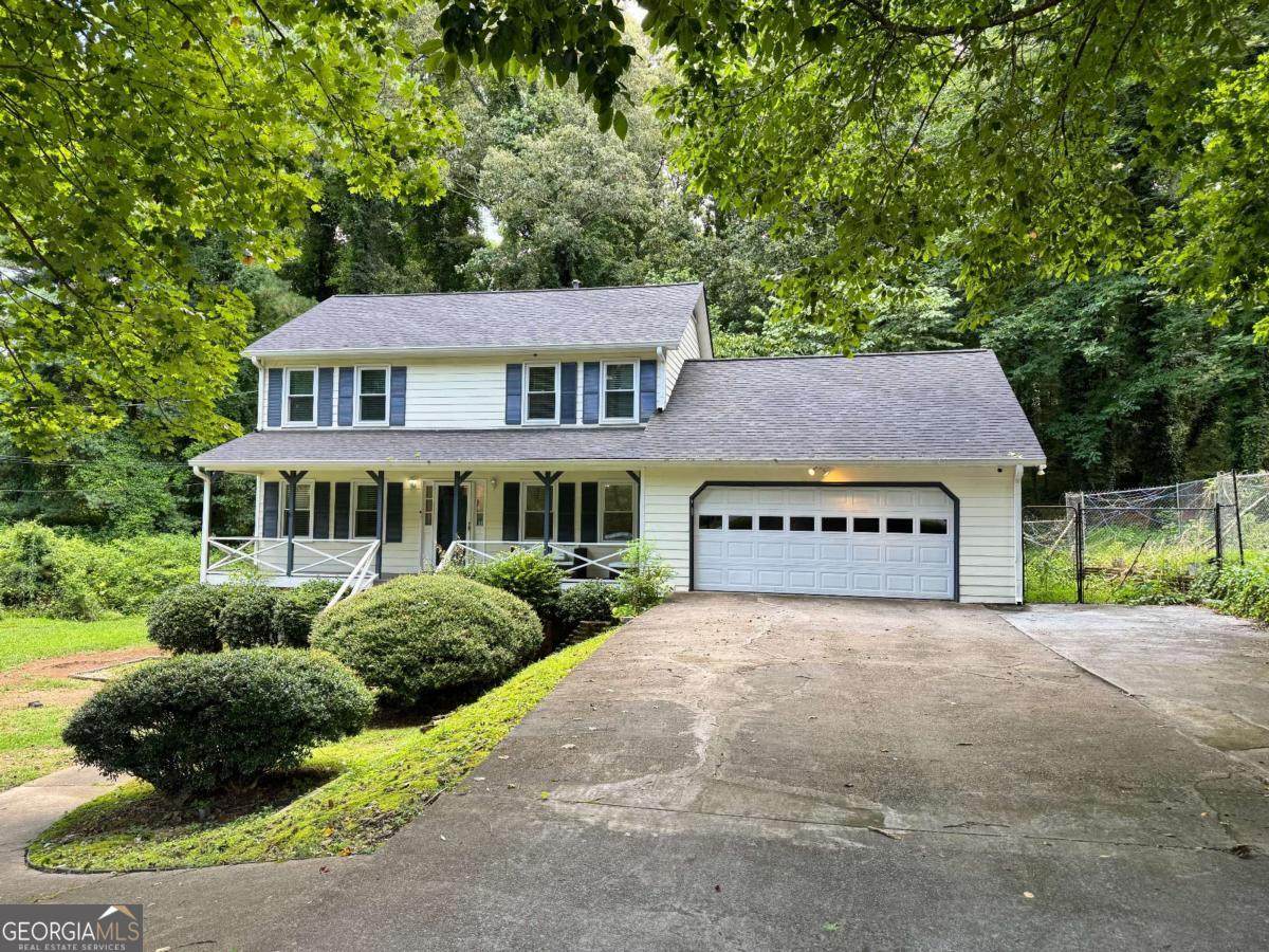 460 Heathrow Way - Photo 1