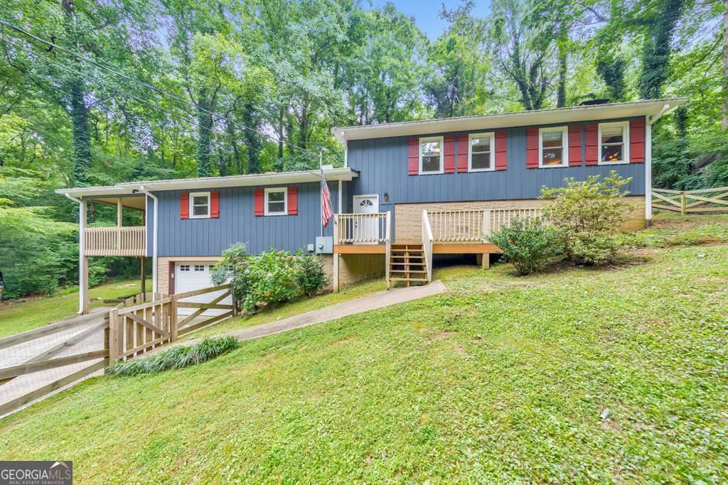 410 Katherine Lane - Photo 1