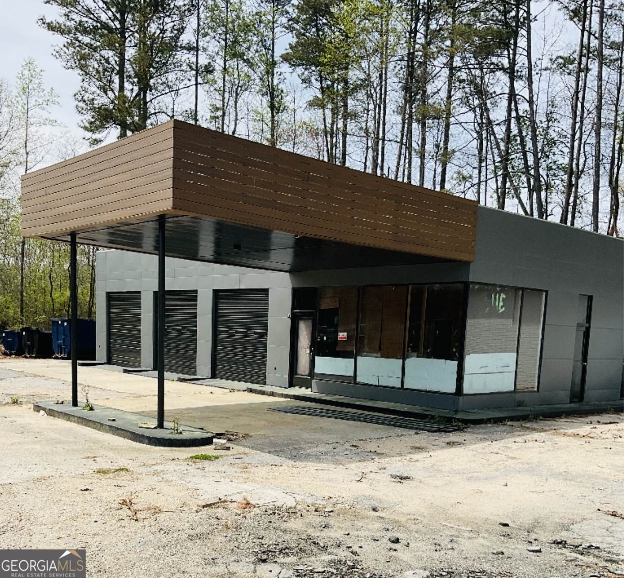 503 Memorial Drive - Photo 1