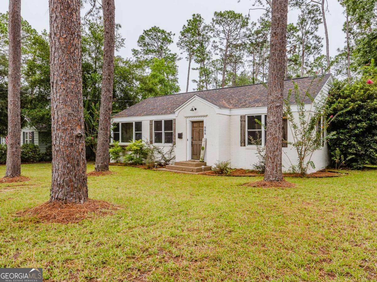 808 Euclid Avenue - Photo 1
