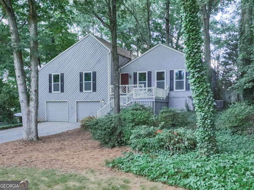 110 Pioneer Drive - Photo 1