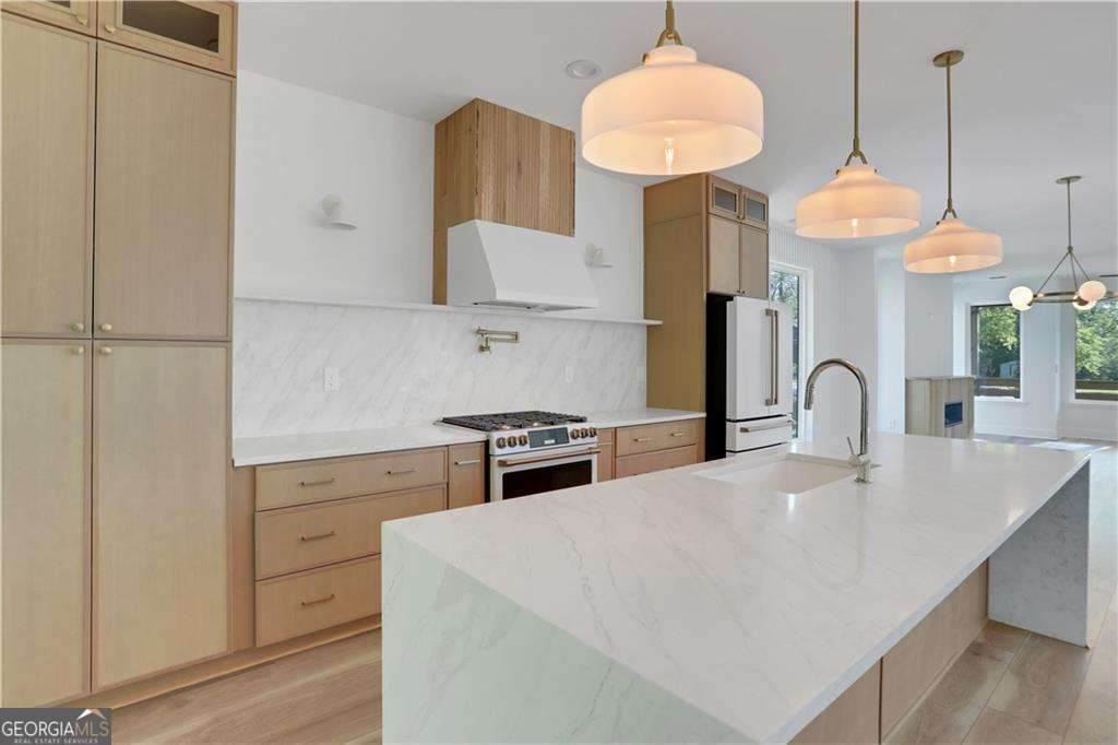 644 Glendale Road - Photo 1