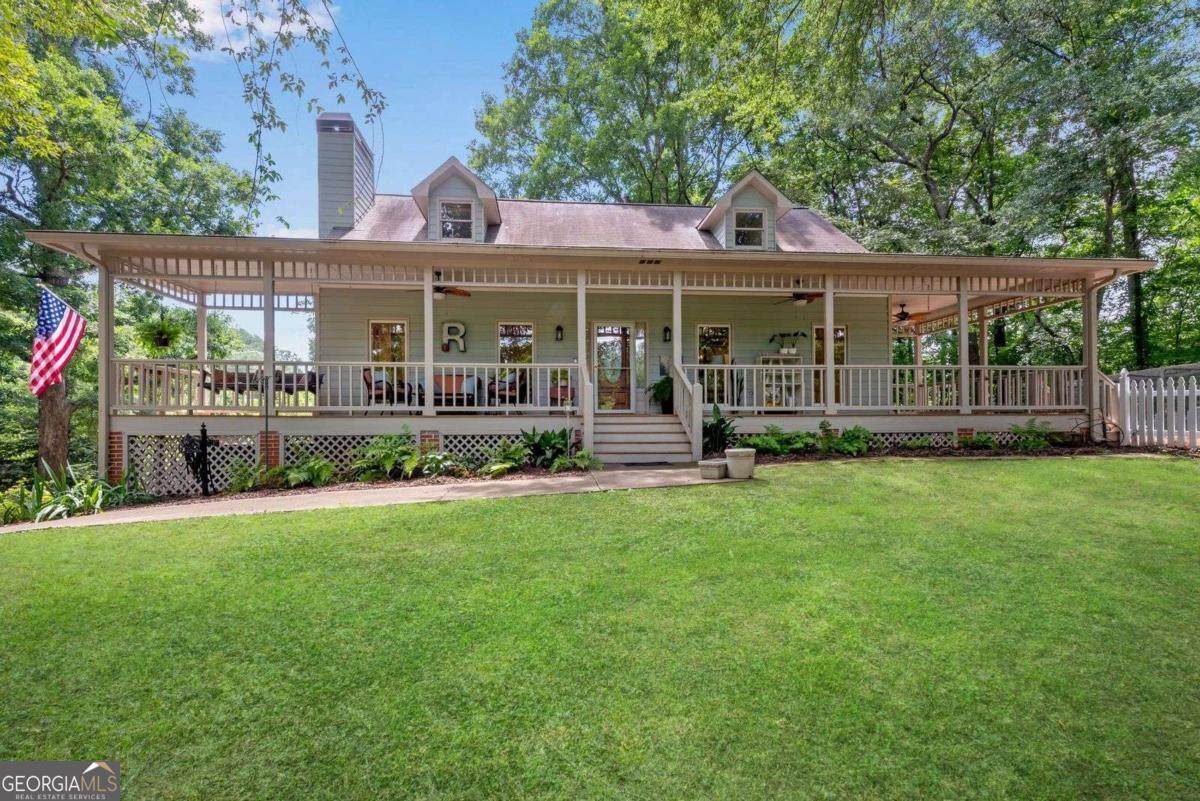 130 Wayne Wheeler Way - Photo 1