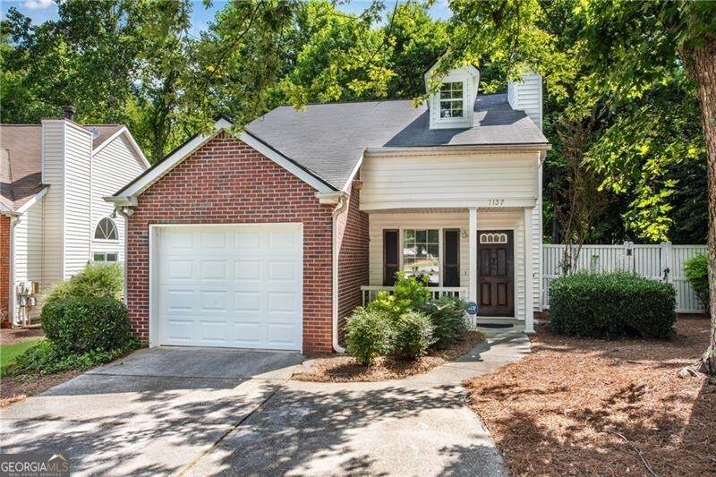 1137 Parkside Club Drive - Photo 1