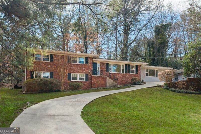 1415 Dalewood Drive - Photo 1