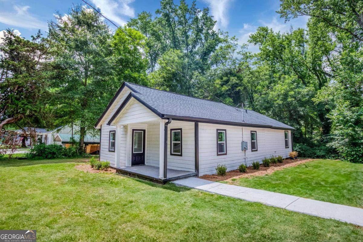 206 Walker Drive - Photo 1
