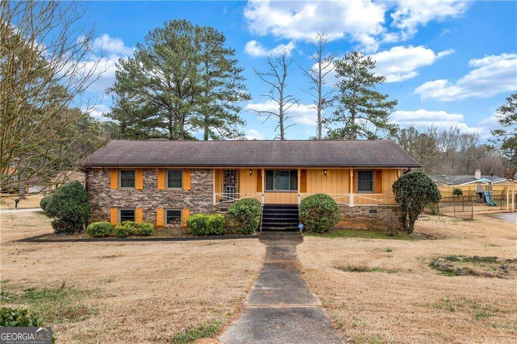 3354 Wakefield Drive - Photo 1