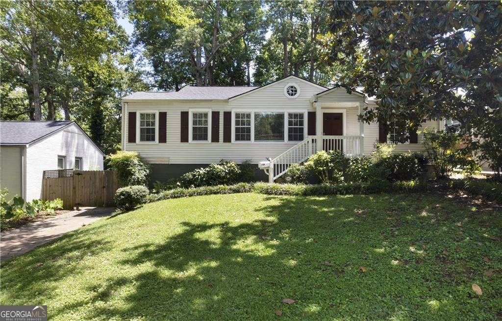 818 Burchill Street - Photo 1