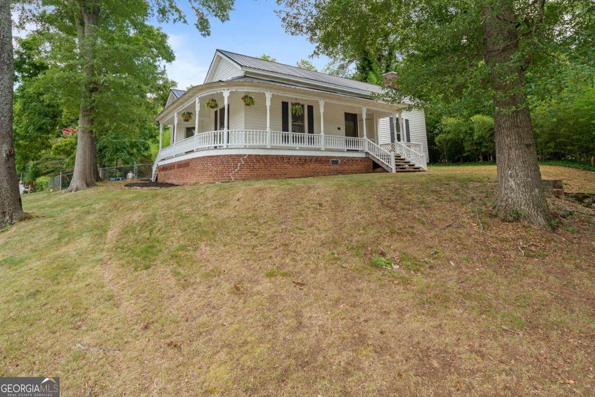 104 Cherry Street - Photo 1