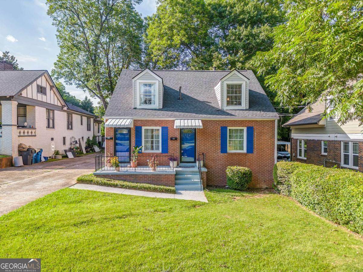 1363 Jefferson Avenue - Photo 1