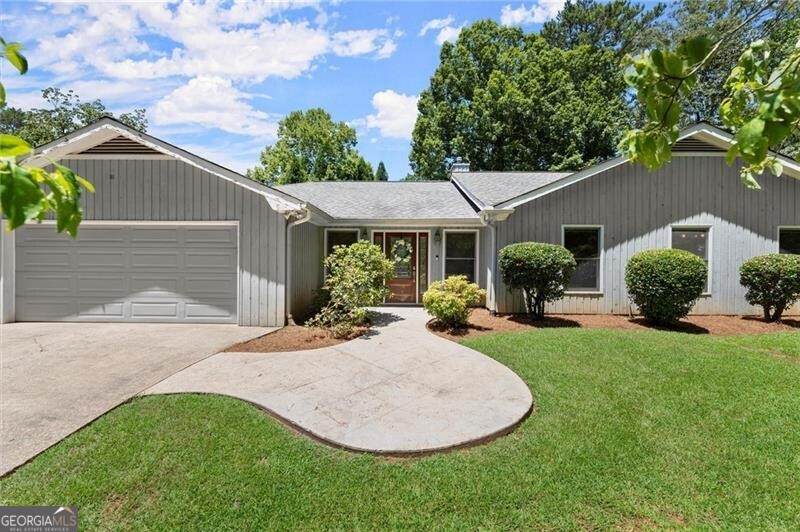 1773 Huntingford Drive - Photo 1