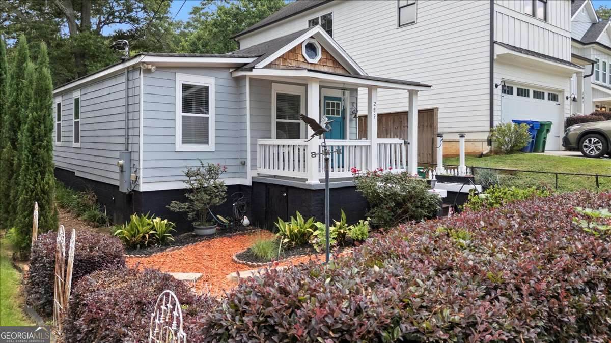289 3rd Avenue - Photo 1
