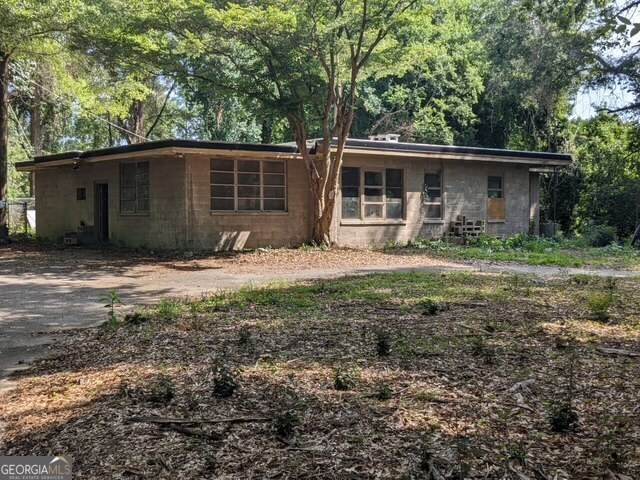 1831 Upper River Road - Photo 1