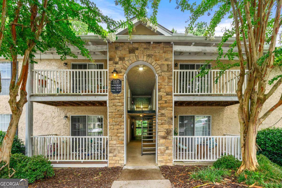 3135 Seven Pines Court - Photo 1