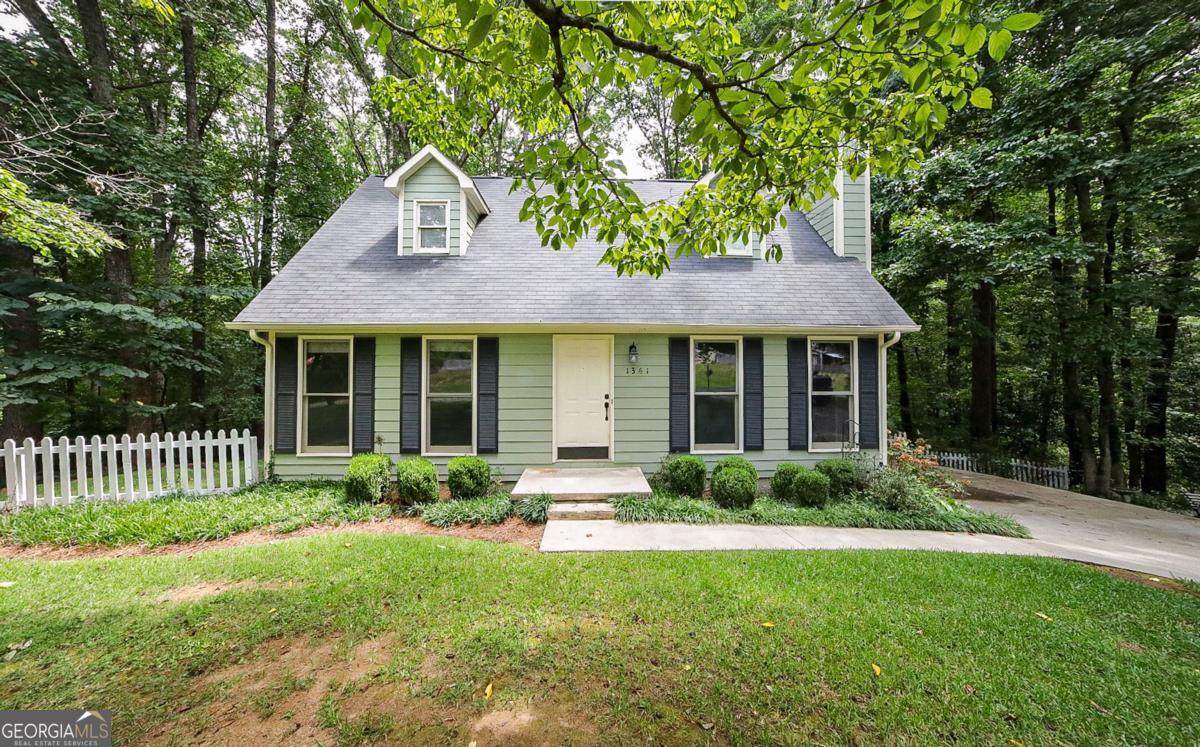 1361 Bouldercrest Circle - Photo 1