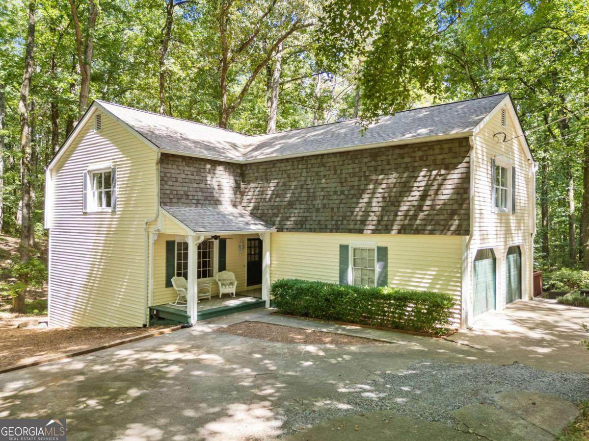 1996 Thomas Road - Photo 1