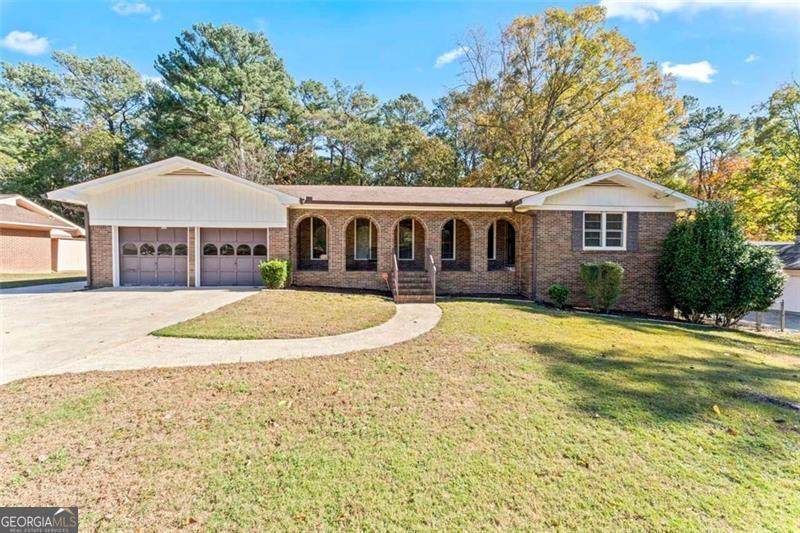 6418 Briarwood Court - Photo 1