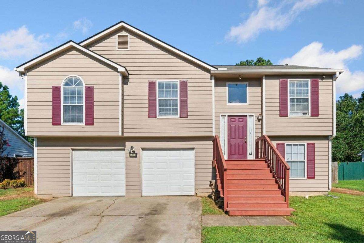 7106 Oakwood Circle - Photo 1