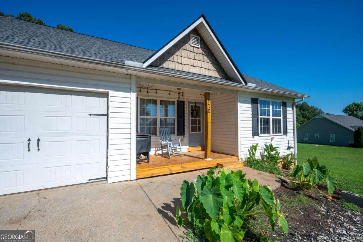 170 Erica Lane - Photo 1