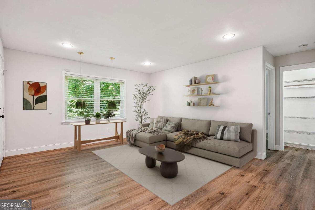 1010 Scott Boulevard - Photo 1