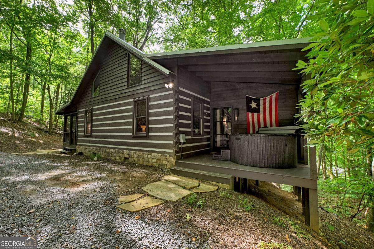 545 Chestnut Ridge - Photo 1