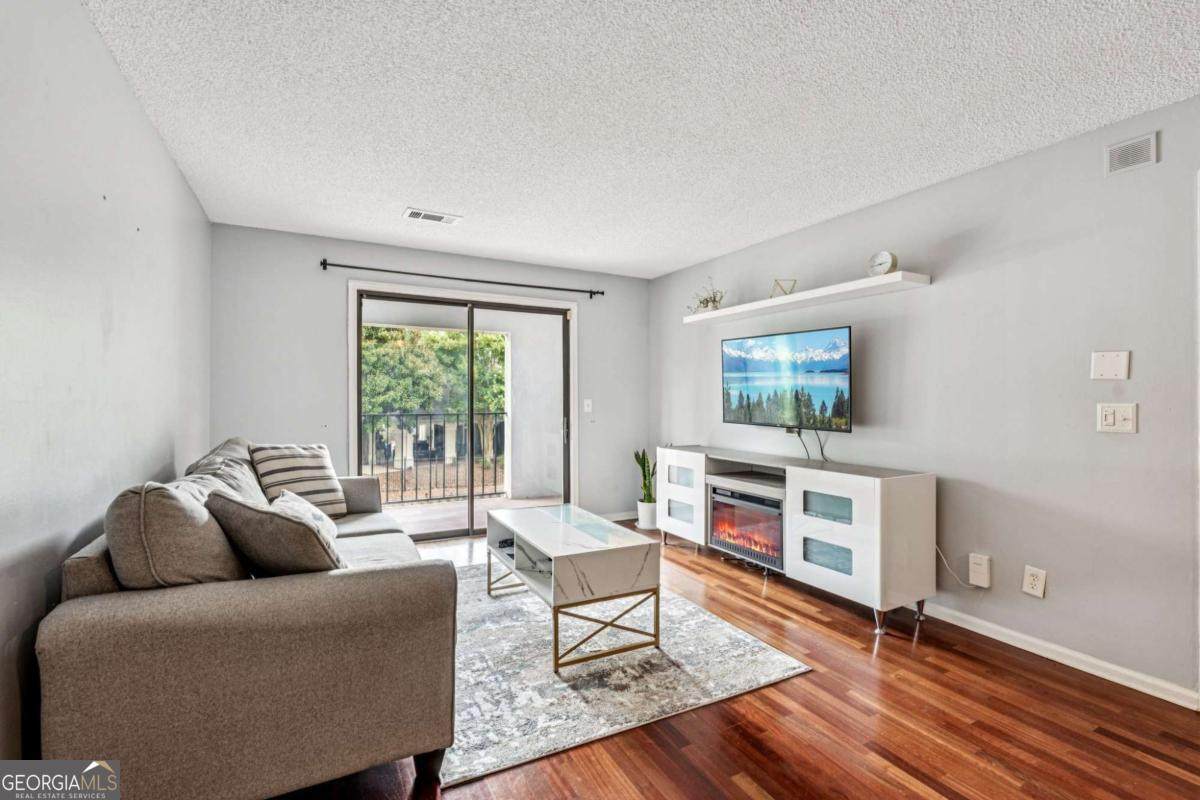 2657 Lenox Road - Photo 1