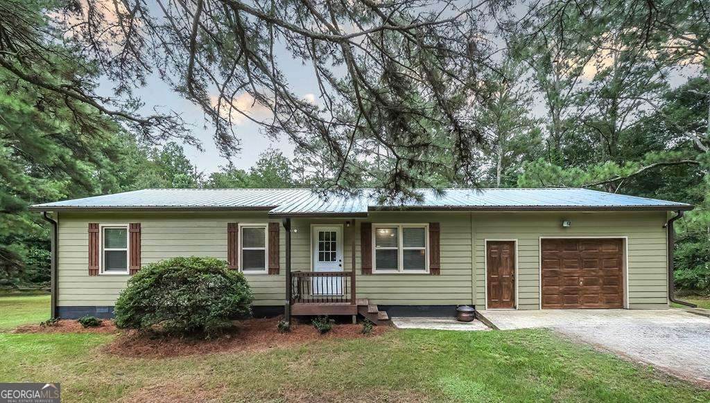 657 Poseyville Road - Photo 1