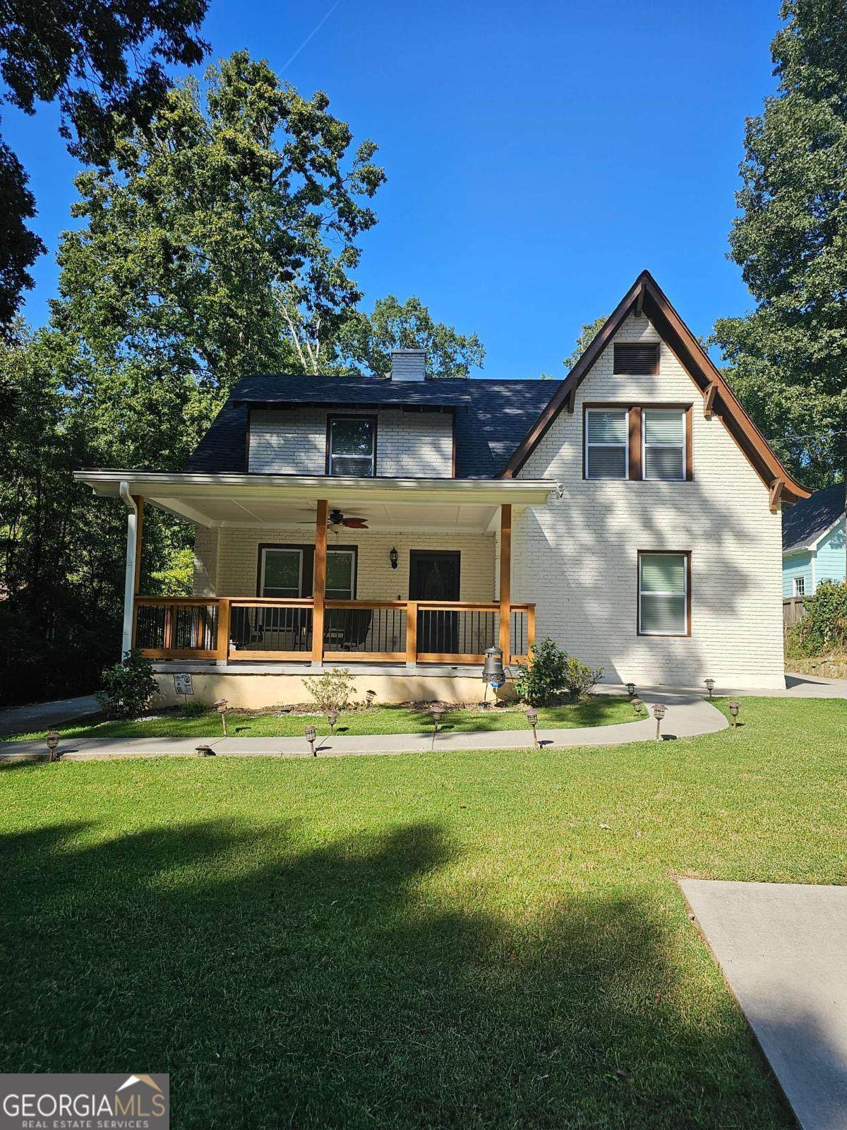 209 Walthall Avenue - Photo 1