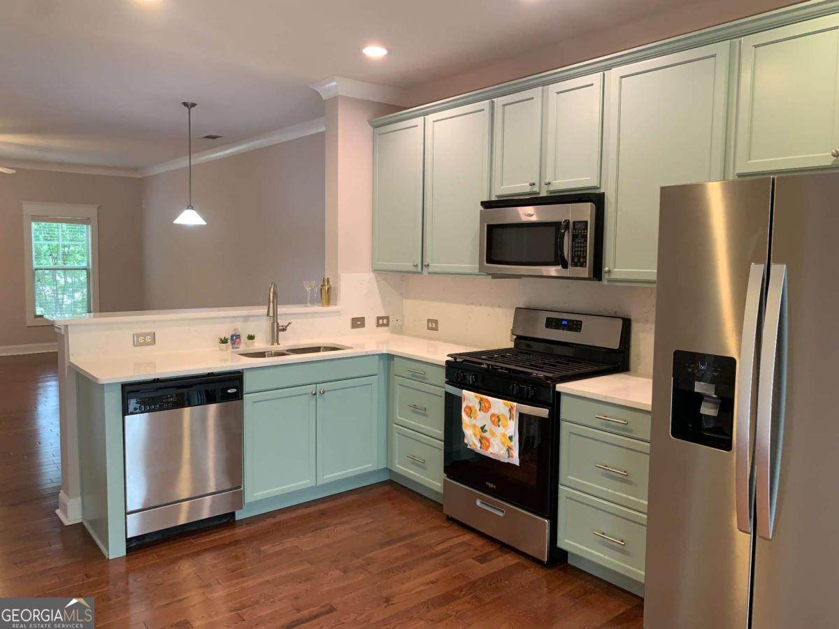 655 Mead Street - Photo 1