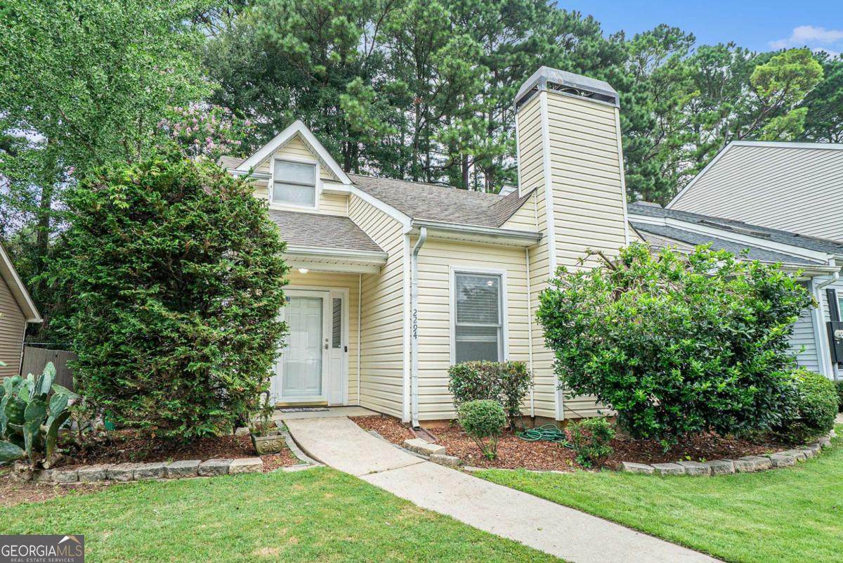 2294 Wellington Circle - Photo 1