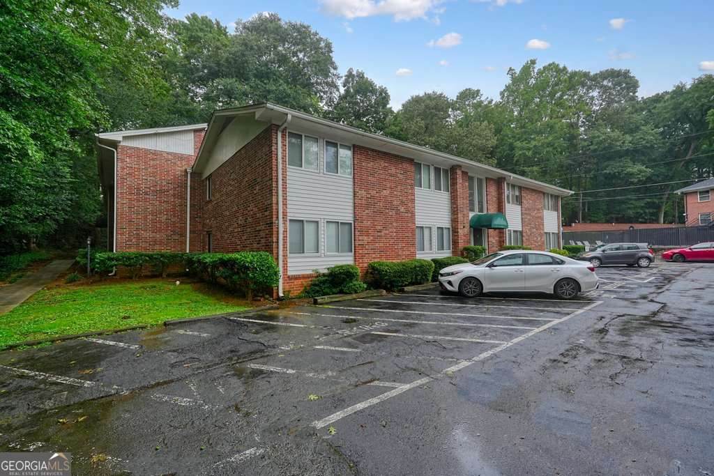 4266 Roswell Road - Photo 1