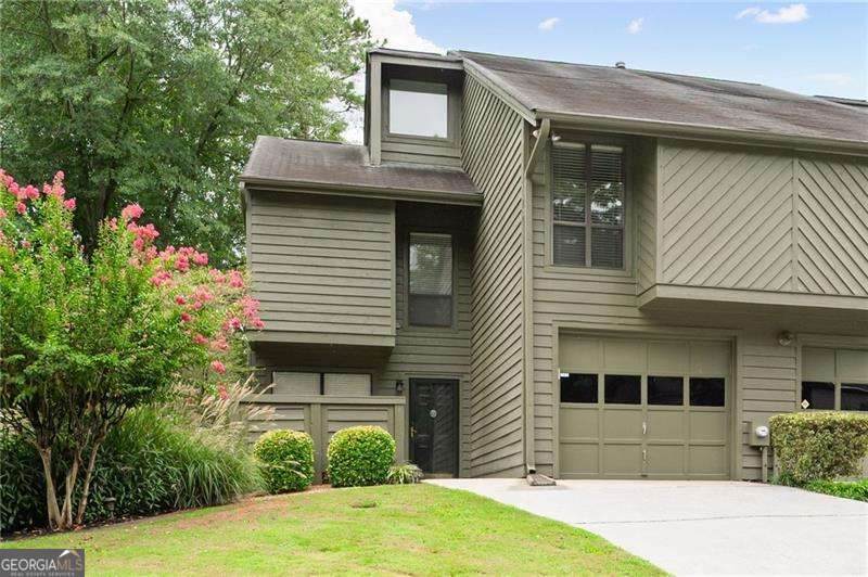 1097 Creatwood Circle - Photo 1