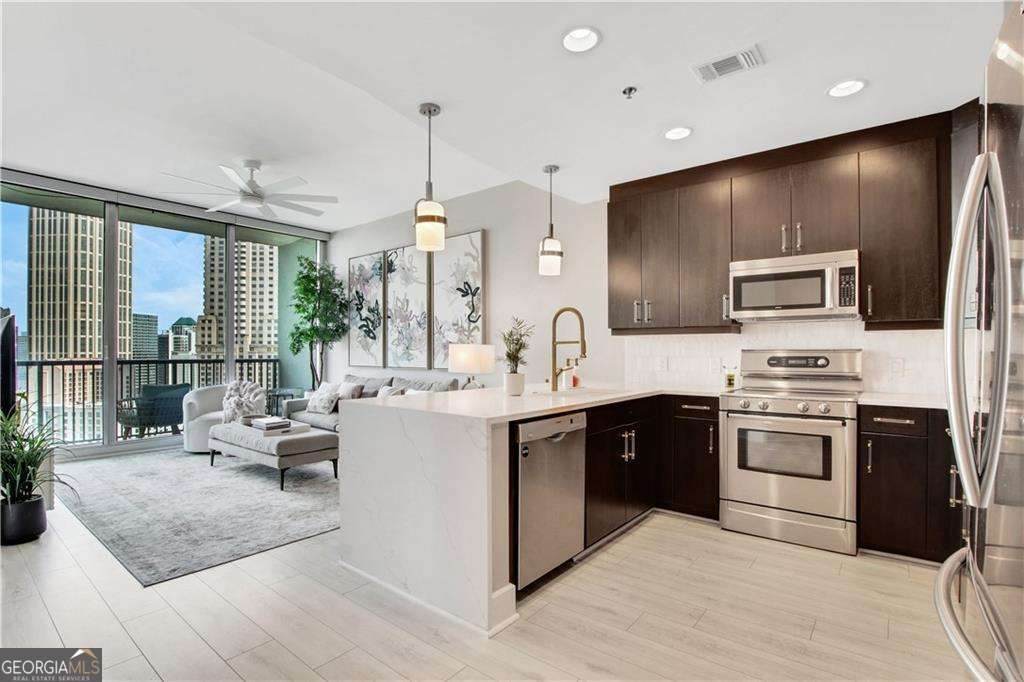 1080 Peachtree Street - Photo 1