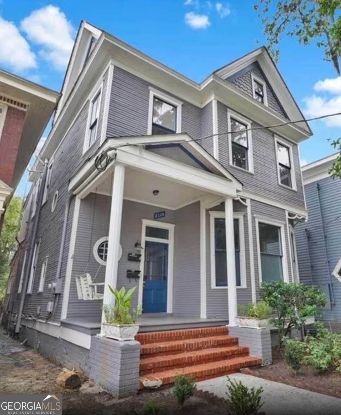 2114 Lincoln Street - Photo 1