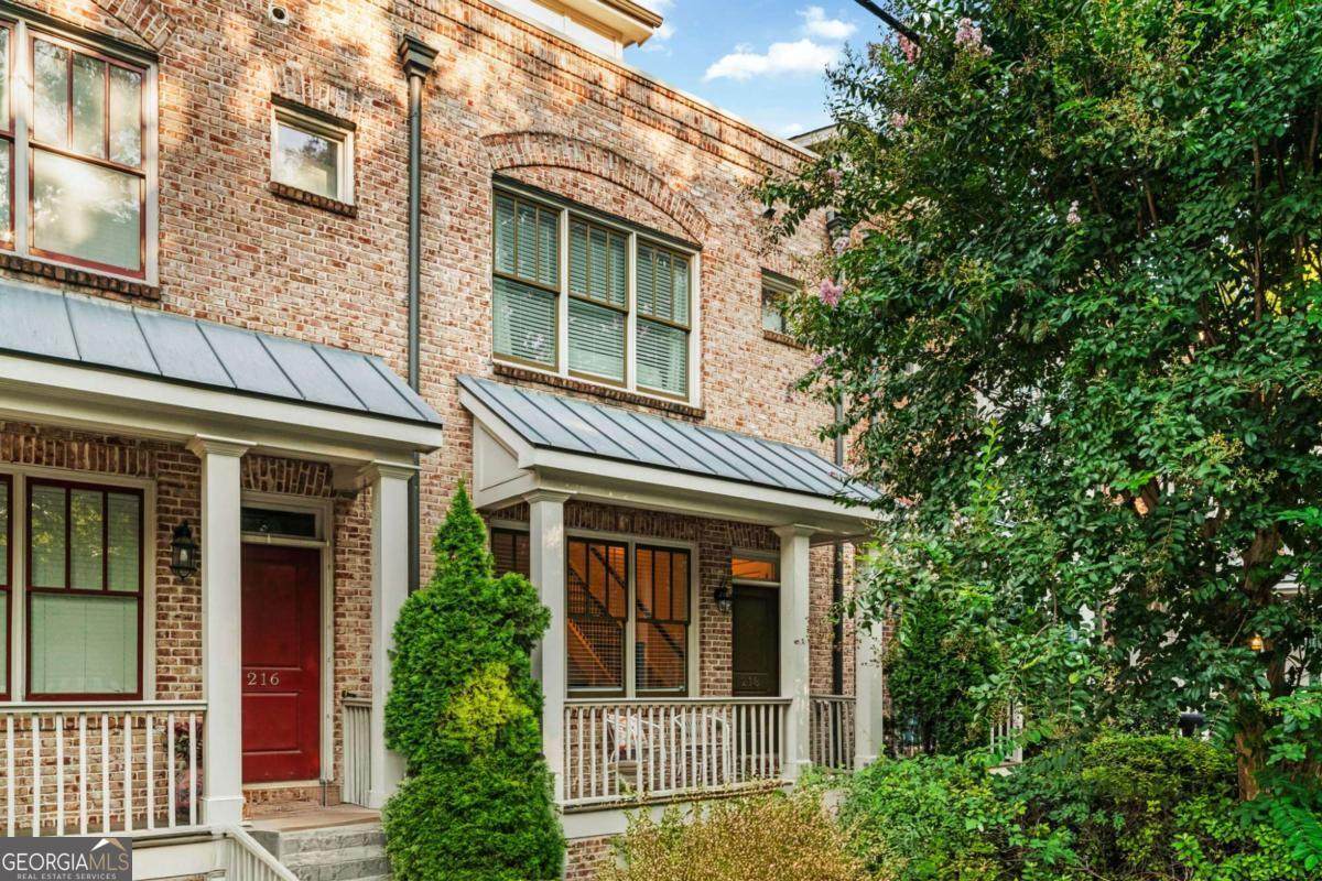 218 Marion Place - Photo 1