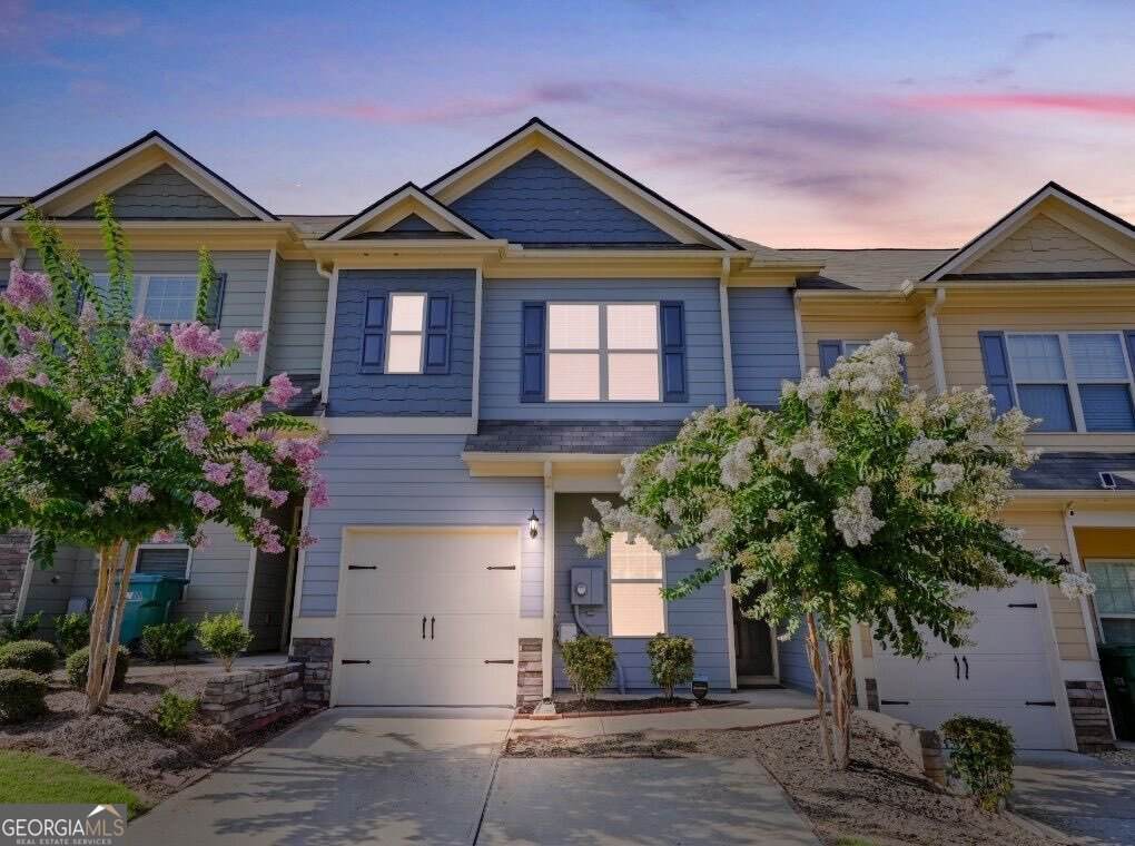 265 Valley Crossing - Photo 1