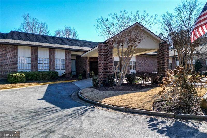 475 Mount Vernon Highway - Photo 1