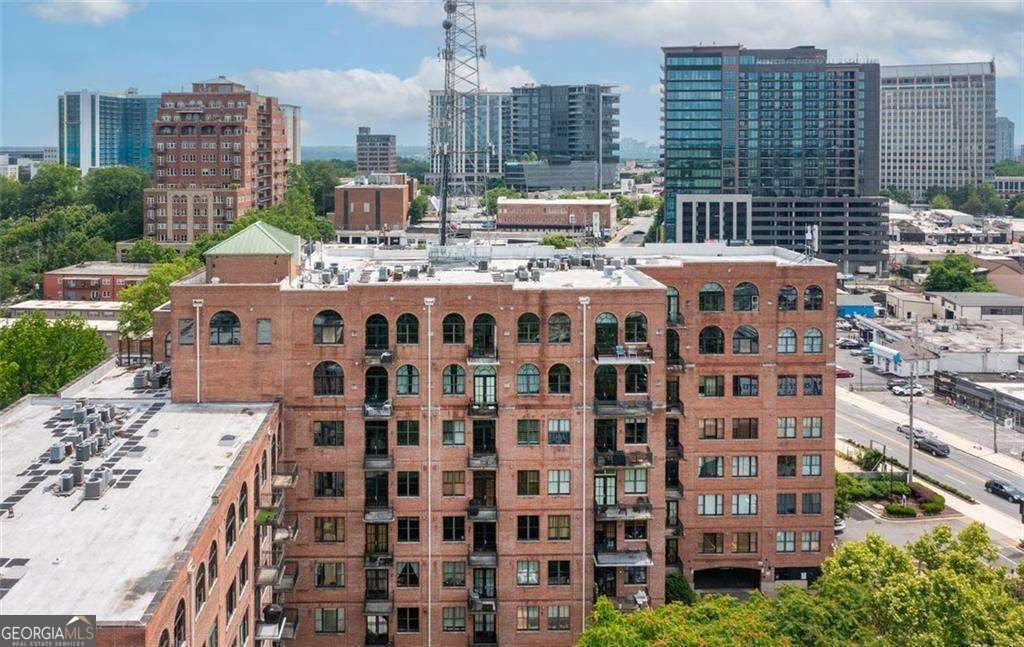 3235 Roswell Road - Photo 1