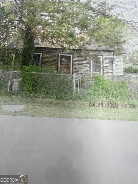 1196 Hancock Avenue - Photo 1