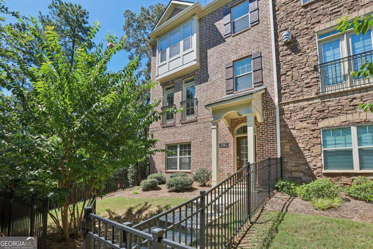 2061 Morrison Avenue - Photo 1