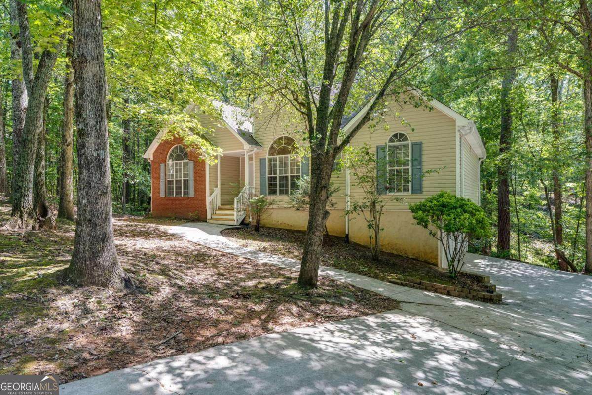 2219 Harper Drive - Photo 1