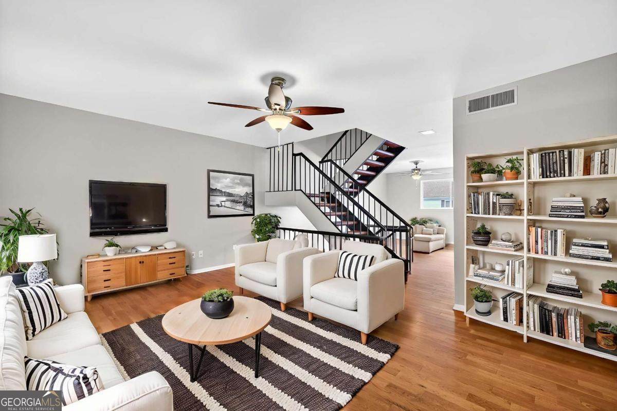 7321 Cardigan Circle - Photo 1