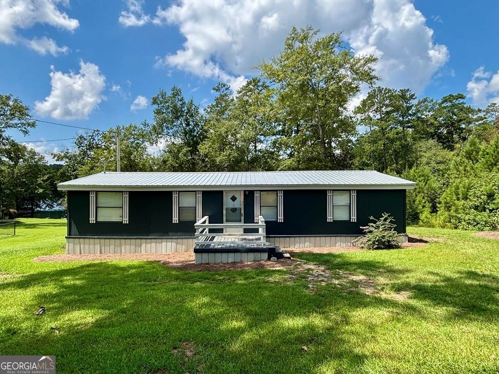 672 Foxglove Drive - Photo 1